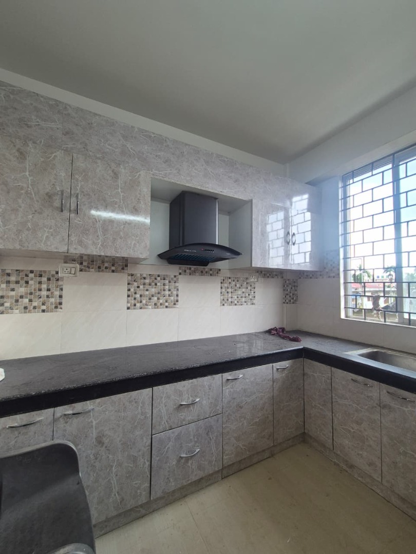 Semi Furnished 2bhk in Hengrabari, Guwahati, Assam, India for Rent